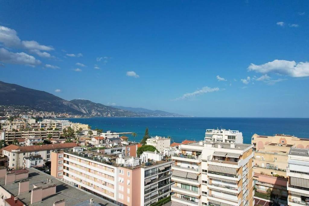 Appartement T2 En Bord De Mer Roquebrune-Cap-Martin Exterior photo
